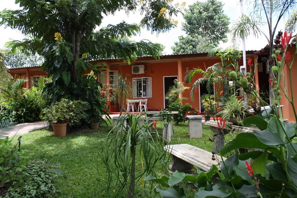 Palmwood Lodge Lusaka Buitenkant foto